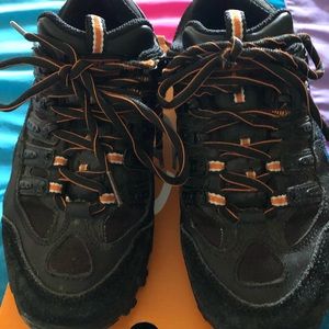 Well loved hiking shoes 👟